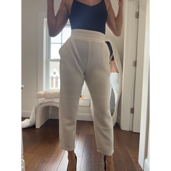 LÉZÉ the Label “Kendall” Sustainable Lounge Pants – Bone, S/M - Picture 1 of 7